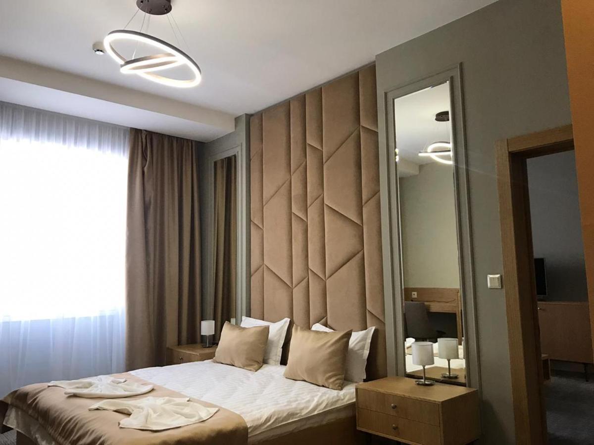 Jj Hotel Nur-Sultan  Exterior photo